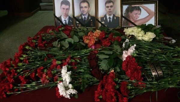 Солисты ансамбля песни и пляски имени Александрова. Архивное фото Солисты ансамбля песни и пляски имени Александрова. Архивное фото