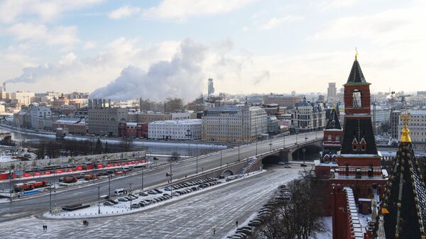 Вид со Спасской башни Московского Кремля Вид со Спасской башни Московского Кремля