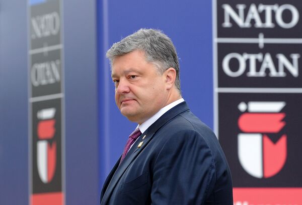 Президент Украины Петр Порошенко на саммите НАТО в Варшаве Президент Украины Петр Порошенко на саммите НАТО в Варшаве