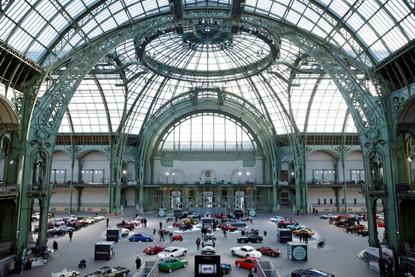 Выставка старинных автомобилей аукционного дома Bonhams, Париж Выставка старинных автомобилей аукционного дома Bonhams, Париж