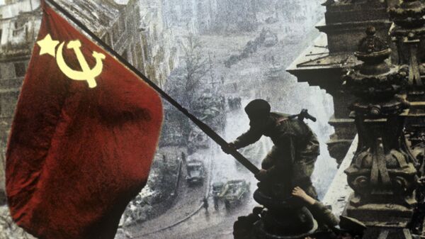 1488506179_0:631:2047:1782_600x0_80_0_0_