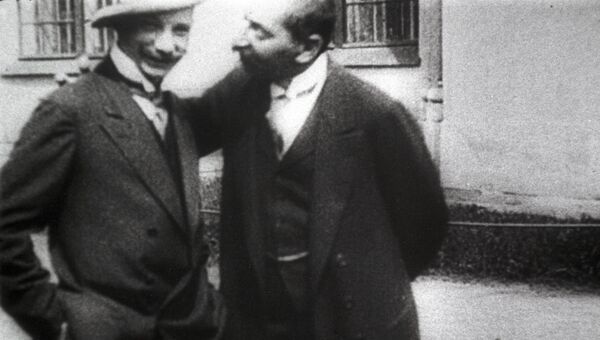 Монархисты и общественные деятели Василий Витальевич Шульгин и Павел Николаевич Крупенский Монархисты и общественные деятели Василий Витальевич Шульгин и Павел Николаевич Крупенский