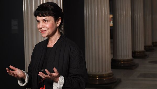 Директор ГМИИ имени А.С. Пушкин Марина Лошак выступает на открытии выставки Лицом к будущему. Искусство Европы 1945–1968 Директор ГМИИ имени А.С. Пушкин Марина Лошак выступает на открытии выставки Лицом к будущему. Искусство Европы 1945–1968