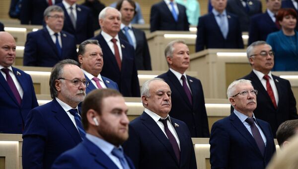 Сенаторы на заседании Совета Федерации РФ. 22 марта 2017 Сенаторы на заседании Совета Федерации РФ. 22 марта 2017