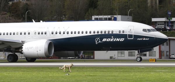 Самолет Boeing 737 MAX 9 перед первым полетом. 13 апреля 2017 Самолет Boeing 737 MAX 9 перед первым полетом. 13 апреля 2017
