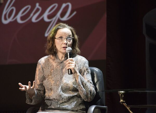 Актриса Ирина Купченко на Звездном вечере журнала Театрал в киноклубе Эльдар, Москва, 24 апреля 2017 Актриса Ирина Купченко на Звездном вечере журнала Театрал в киноклубе Эльдар, Москва, 24 апреля 2017