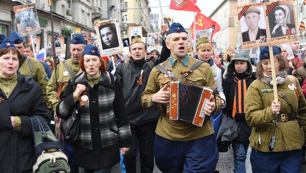 Участники акции Бессмертный полк в Москве Участники акции Бессмертный полк в Москве