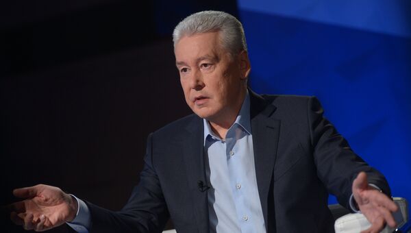 Мэр Москвы Сергей Собянин во время интервью генеральному директору МИА Россия сегодня Дмитрию Киселеву. 19 мая 2017 Мэр Москвы Сергей Собянин во время интервью генеральному директору МИА Россия сегодня Дмитрию Киселеву. 19 мая 2017