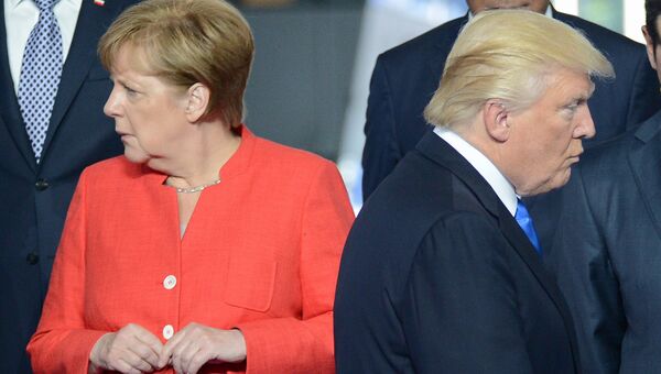 Федеральный канцлер ФРГ Ангела Меркель и Президент США Дональд Трамп. Архивное фото Федеральный канцлер ФРГ Ангела Меркель и Президент США Дональд Трамп. Архивное фото
