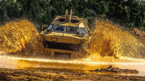Бронированная разведывательно-дозорная машина (БРДМ-2) Бронированная разведывательно-дозорная машина (БРДМ-2)