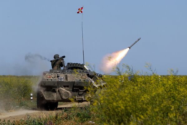 Выполнение нормативов с использованием ПЗРК Игла во время всеармейского конкурса зенитчиков Чистое небо на полигоне Ейский Выполнение нормативов с использованием ПЗРК Игла во время всеармейского конкурса зенитчиков Чистое небо на полигоне Ейский