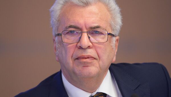 Академик РАО, директор школы № 109 Евгений Ямбург Академик РАО, директор школы № 109 Евгений Ямбург