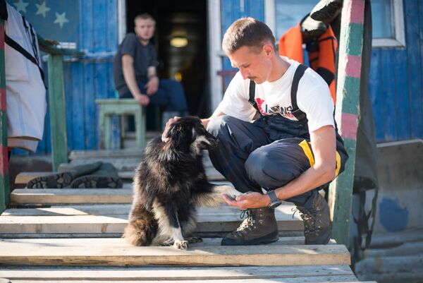 Арктическая экспедиция Полстраны под парусом Арктическая экспедиция Полстраны под парусом