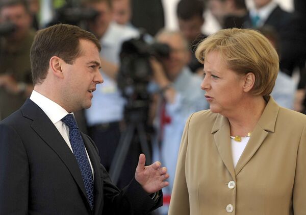 Президент России Дмитрий Медведев и канцлер Германии Ангела Меркель Президент России Дмитрий Медведев и канцлер Германии Ангела Меркель