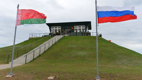 Командный пункт на Осиповичском полигоне в Могилевской области во время учений Запад-2017 Командный пункт на Осиповичском полигоне в Могилевской области во время учений Запад-2017