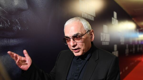 Режиссер Карен Шахназаров Режиссер Карен Шахназаров
