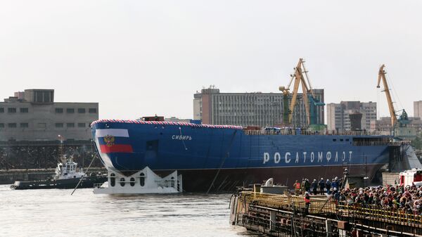 Церемония спуска на воду атомного ледокола Сибирь на Балтийском заводе в Санкт-Петербурге Церемония спуска на воду атомного ледокола Сибирь на Балтийском заводе в Санкт-Петербурге
