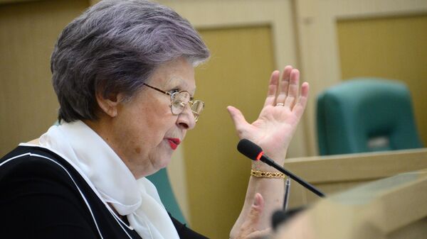 Сенатор Светлана Горячева Сенатор Светлана Горячева
