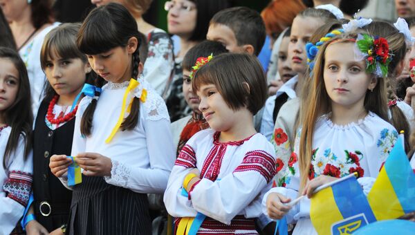 День знаний на Украине. Архивное фото День знаний на Украине. Архивное фото