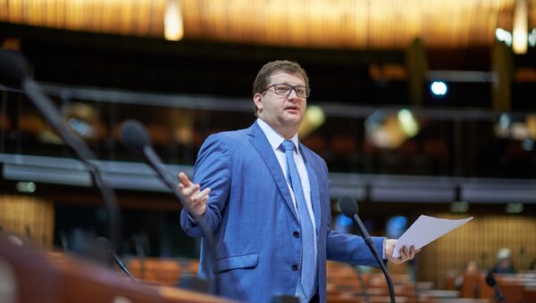 Глава украинской делегации Владимир Арьев во время заседания ПАСЕ в Страсбурге Глава украинской делегации Владимир Арьев во время заседания ПАСЕ в Страсбурге