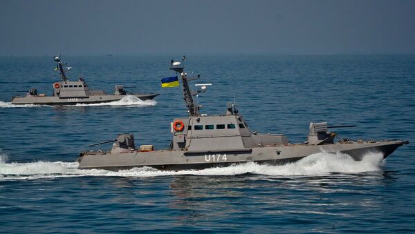 Речные бронекатера Бердянск и Аккерман проекта 58150 Гюрза во время ходовых испытаний в отрытом море Речные бронекатера Бердянск и Аккерман проекта 58150 Гюрза во время ходовых испытаний в отрытом море