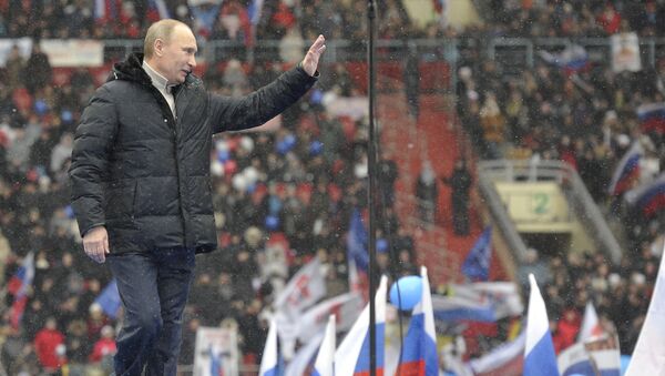 Премьер-министр РФ Владимир Путин выступает на митинге Защитим страну! в спорткомплексе Лужники Премьер-министр РФ Владимир Путин выступает на митинге Защитим страну! в спорткомплексе Лужники