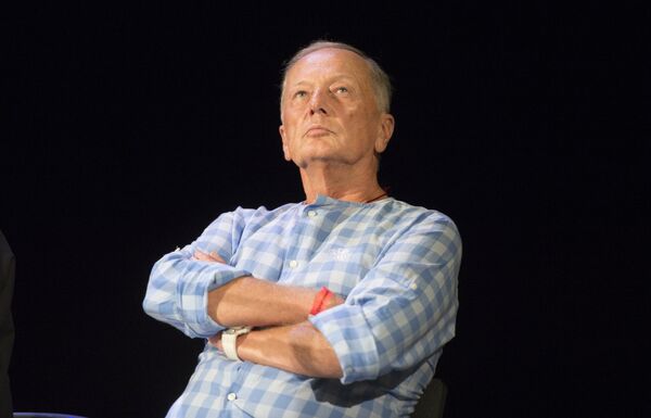 Писатель-сатирик Михаил Задорнов Писатель-сатирик Михаил Задорнов