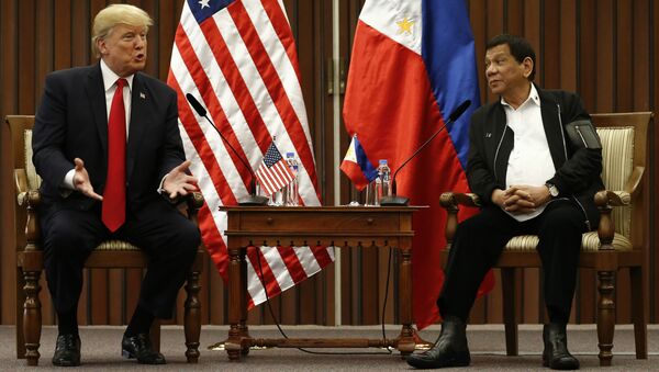 Дональд Трамп во время встречи с Родриго Дутерте. 13 ноября 2017 Дональд Трамп во время встречи с Родриго Дутерте. 13 ноября 2017