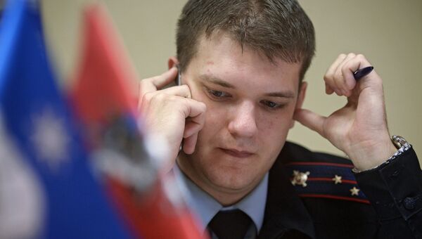 Старший лейтенант полиции Анатолий Арабкин на своём рабочем месте в отделении полиции в Москве. 16 ноября 2017 Старший лейтенант полиции Анатолий Арабкин на своём рабочем месте в отделении полиции в Москве. 16 ноября 2017