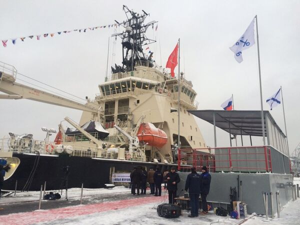 Церемония подъема Военно-Морского Флага на ледоколе Илья МУромец в Санкт-Петербурге. 30 ноября 2017 Церемония подъема Военно-Морского Флага на ледоколе Илья МУромец в Санкт-Петербурге. 30 ноября 2017