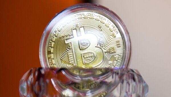 Криптовалюта биткойн. Архивное фото Криптовалюта биткойн. Архивное фото