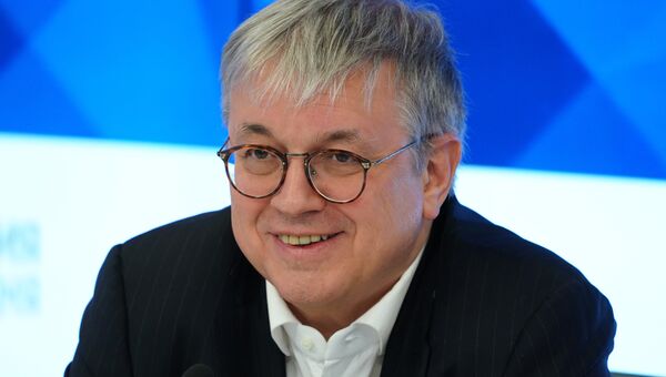 Ректор НИУ ВШЭ Ярослав Кузьминов в ММПЦ МИА. Архивное фото Ректор НИУ ВШЭ Ярослав Кузьминов в ММПЦ МИА. Архивное фото