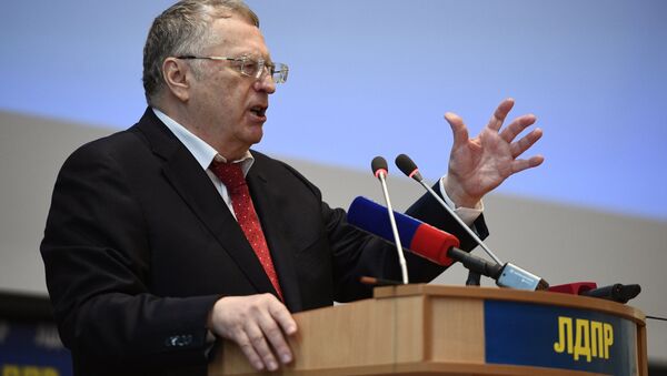 Лидер партии ЛДПР Владимир Жириновский выступает на съезде партии ЛДПР. 20 декабря 2017 Лидер партии ЛДПР Владимир Жириновский выступает на съезде партии ЛДПР. 20 декабря 2017