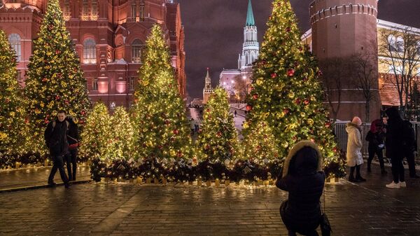 Новогодняя иллюминация на Манежной площади Новогодняя иллюминация на Манежной площади