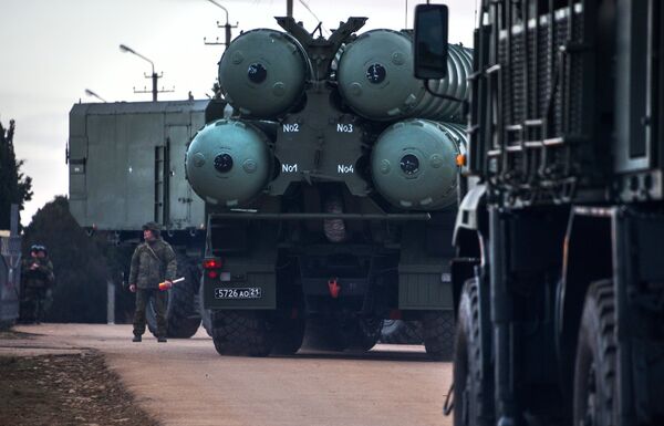 Комплекс ПВО С-400 Триумф заступил на боевое дежурство в Севастополе Комплекс ПВО С-400 Триумф заступил на боевое дежурство в Севастополе
