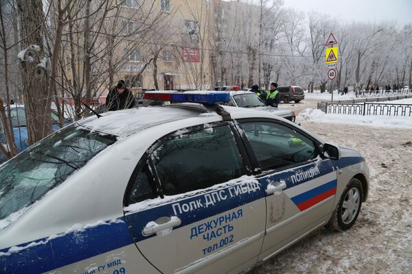 Автомобиль полиции у школы № 127 в Перми. 15 января 2018 Автомобиль полиции у школы № 127 в Перми. 15 января 2018