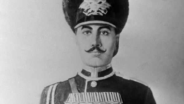 Старший унтер-офицер Приморского драгунского полка Семен Буденный. 1904 год Старший унтер-офицер Приморского драгунского полка Семен Буденный. 1904 год
