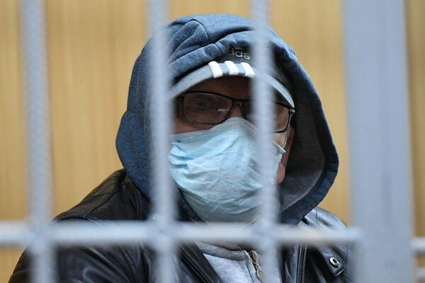 Руководитель секты бога Кузи Юрий Цукерман на заседании в Тверском суде Москвы. 26 января 2018 Руководитель секты бога Кузи Юрий Цукерман на заседании в Тверском суде Москвы. 26 января 2018