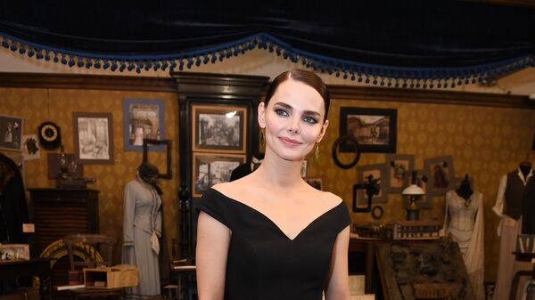 ктриса Елизавета Боярская перед началом церемонии вручения Национальной премии в области кинематографии и телевидения за 2017 год Золотой Орел. 26 января 2018 ктриса Елизавета Боярская перед началом церемонии вручения Национальной премии в области кинематографии и телевидения за 2017 год Золотой Орел. 26 января 2018