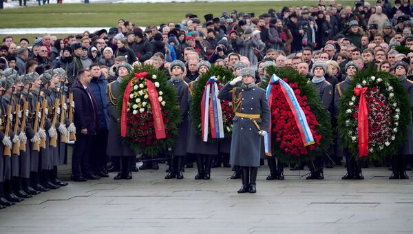 Торжественно-траурная церемония возложения венков на Пискаревском мемориальном кладбище, посвященная 74-й годовщине полного освобождения Ленинграда от фашистской блокады. 27 января 2018 Торжественно-траурная церемония возложения венков на Пискаревском мемориальном кладбище, посвященная 74-й годовщине полного освобождения Ленинграда от фашистской блокады. 27 января 2018