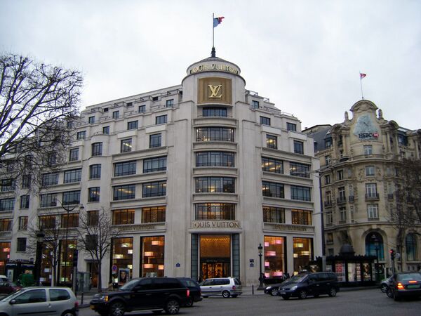 Louis Vuitton в Париже Louis Vuitton в Париже