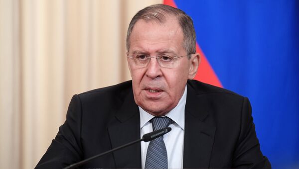 Министр иностранных дел России Сергей Лавров на пресс-конференции по итогам встречи в Москве с министром иностранных дел Италии Анджелино Альфано. 1 февраля 2018 Министр иностранных дел России Сергей Лавров на пресс-конференции по итогам встречи в Москве с министром иностранных дел Италии Анджелино Альфано. 1 февраля 2018
