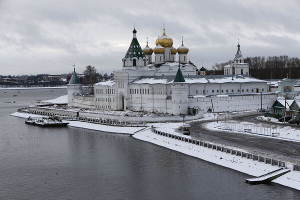 Ипатьевский монастырь в Костроме Ипатьевский монастырь в Костроме