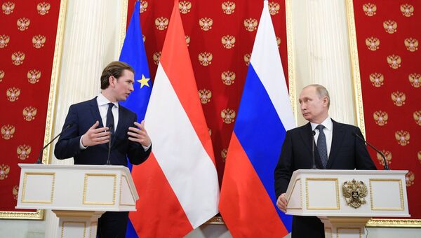 Президент РФ Владимир Путин и канцлер Австрии Себастьян Курц во время встречи. 28 февраля 2018 Президент РФ Владимир Путин и канцлер Австрии Себастьян Курц во время встречи. 28 февраля 2018