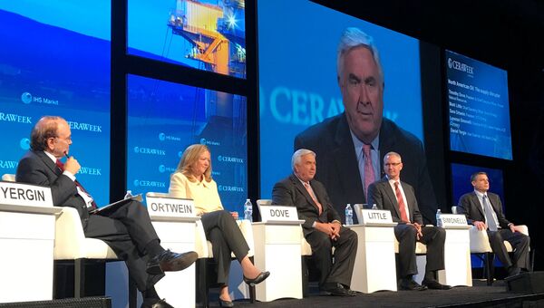 Панельная дискуссия на энергетической конференции CERAWeek в Хьюстоне. 6 марта 2018 года Панельная дискуссия на энергетической конференции CERAWeek в Хьюстоне. 6 марта 2018 года