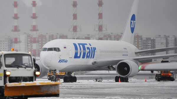 Самолет авиакомпании Utair. Архивное фото Самолет авиакомпании Utair. Архивное фото
