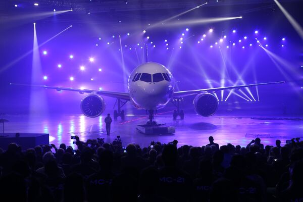 Выкатка самолета МС-21 Выкатка самолета МС-21