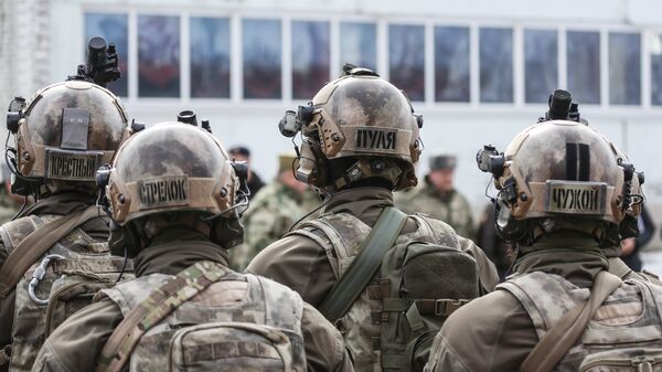 Бойцы Росгвардии во время учений Бойцы Росгвардии во время учений
