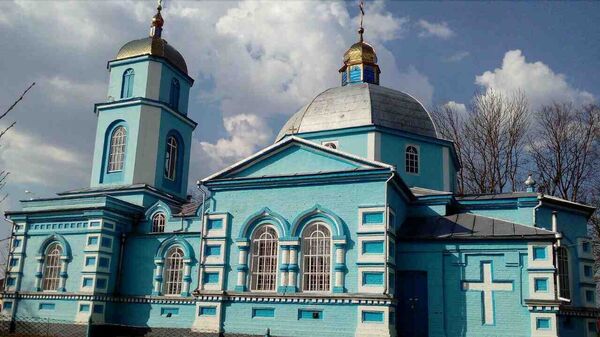 Успенский храм в селе Птичья Ровенского района Успенский храм в селе Птичья Ровенского района