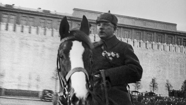 Клим Ворошилов. Маршал, о котором слагали песни Клим Ворошилов. Маршал, о котором слагали песни